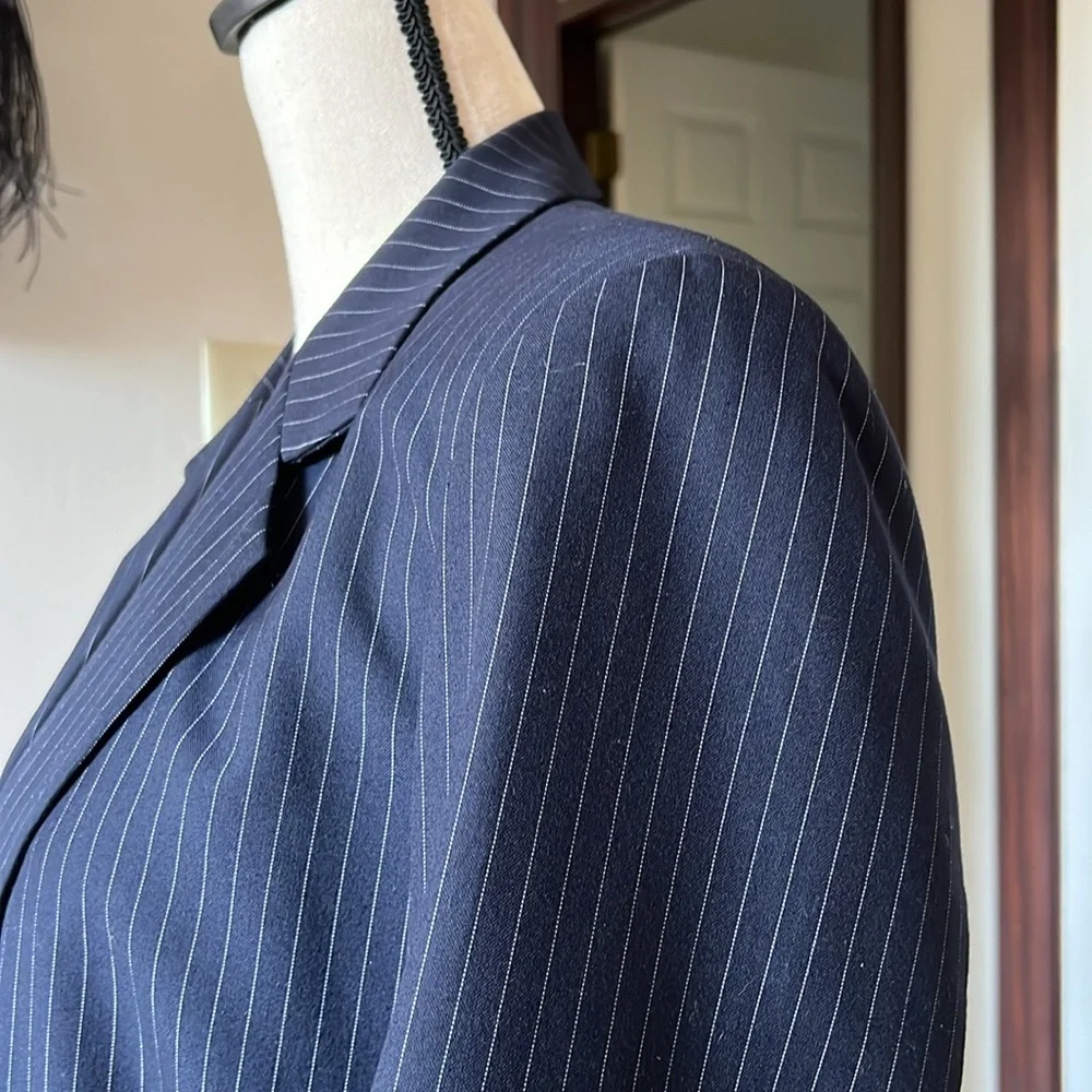 Jacket - Picture 7 of 10